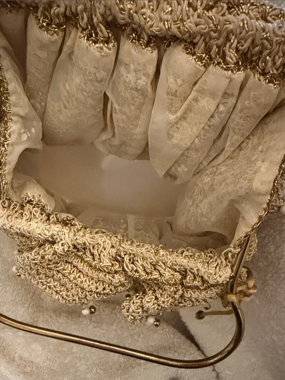 Beaded crochet Evening Clutch in Gold EUC , vintage 1940
